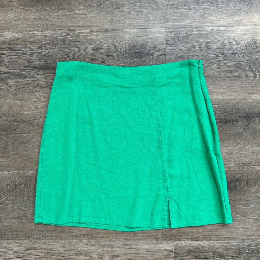 A New Day Green Linen Mini Skirt